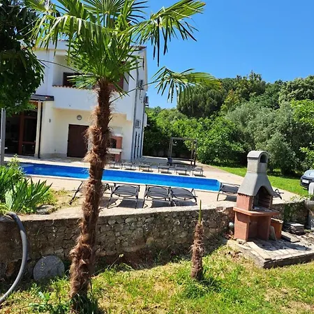 Lägenhet Eucaliptus Istrien Family Fiendly