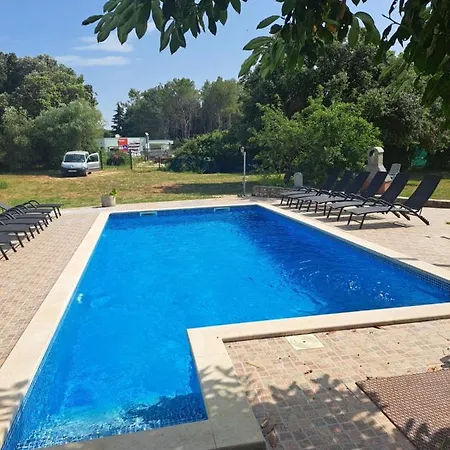 Eucaliptus Istrien Family Fiendly *